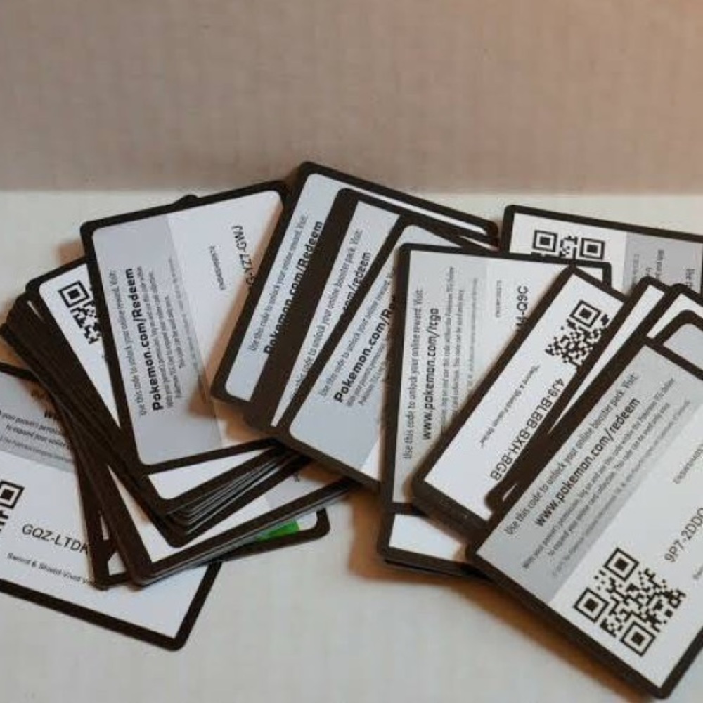 100 Pokémon Code Cards (unused)